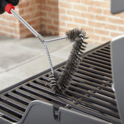 Achieve Perfect Grill Marks with the Torch Magic Grill Brush